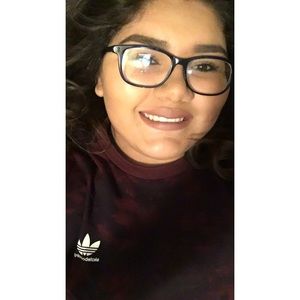 Meet your Posher, Maribel